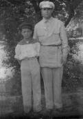 Олекса Кирий с сыном (начало 1920-х гг.)