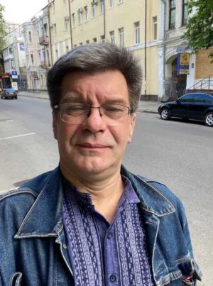 Микита Соловйов на вулиці Харкова