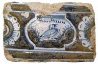 Кахля пояскова з білою поливою і синім…