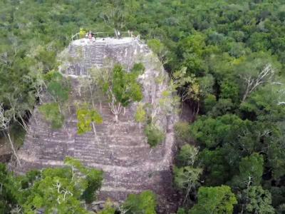 Іл. 250: Ель-Мірадор. “Піраміда Тапіра”.