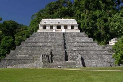 Іл. 324: “Храм Написів” у Паленке.