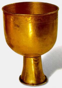 Золотой кубок, XIII в.