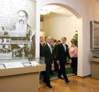 Король Швеції Карл XVI Густав і…