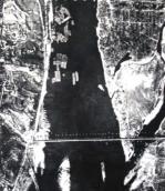 Рис. 2.7.10.15. Аерофотознімок Передмостової слобідки, до 1936 р. В південній… Рис. 2.7.10.15. Аерофотознімок…