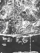 Рис. 2.7.29. Плоти біля правого берега Дніпра. Фото зроблене до 1936 р. Рис. 2.7.29. Плоти біля правого берега…