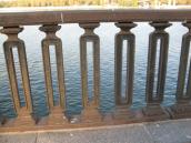 Рис. 2.7.5.57. Балясини першої ділянки дніпровської набережної у Києві, фото… Рис. 2.7.5.57. Балясини першої ділянки…